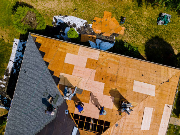 Best Gutter Installation and Roofing  in East Dundee, IL